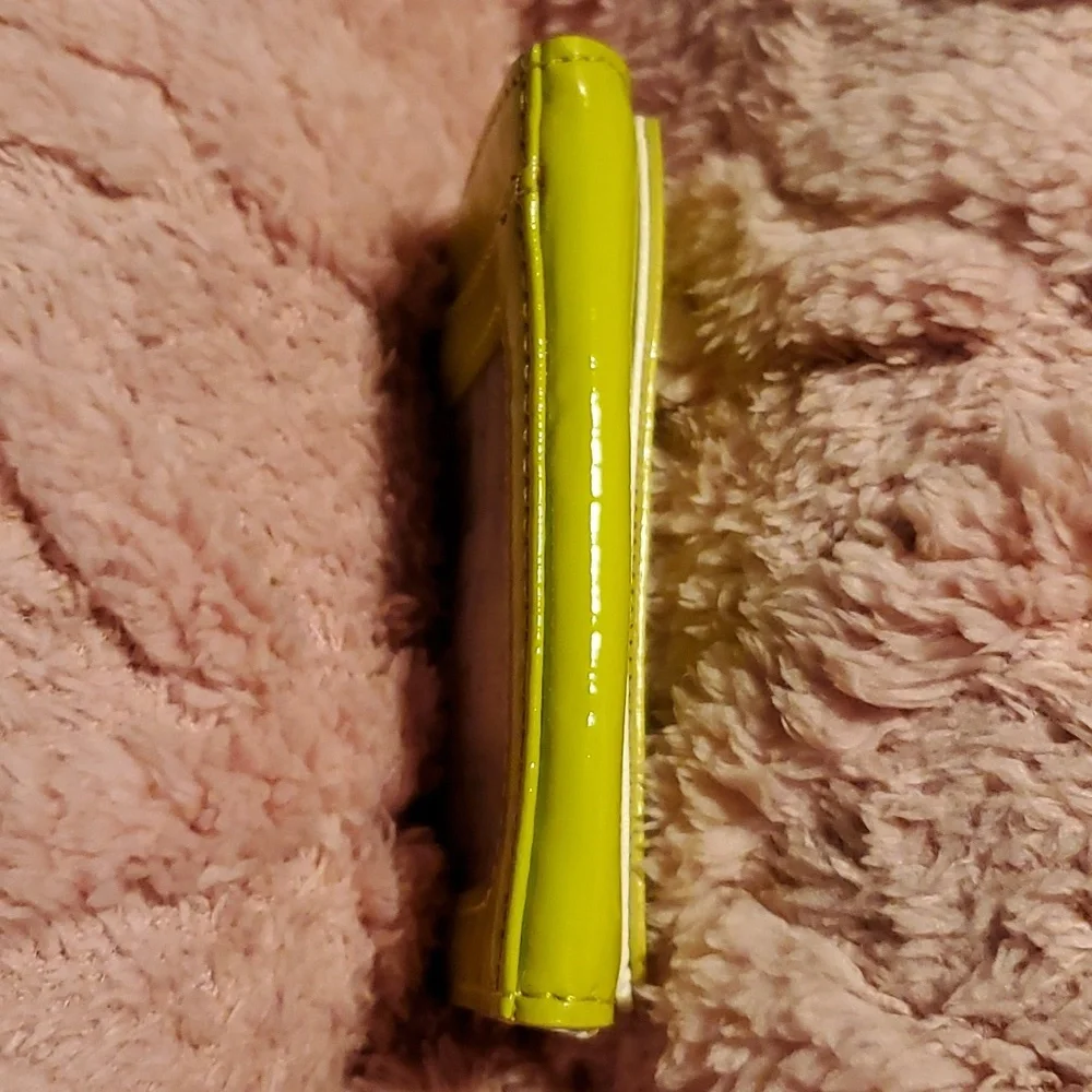 Kate Spade Sour Apple Green Patton Leather Wallet - Picture 5 of 17